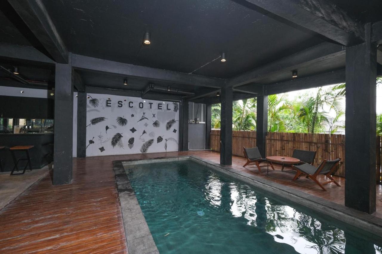 Escotel Krisnantara Canggu  Exterior photo